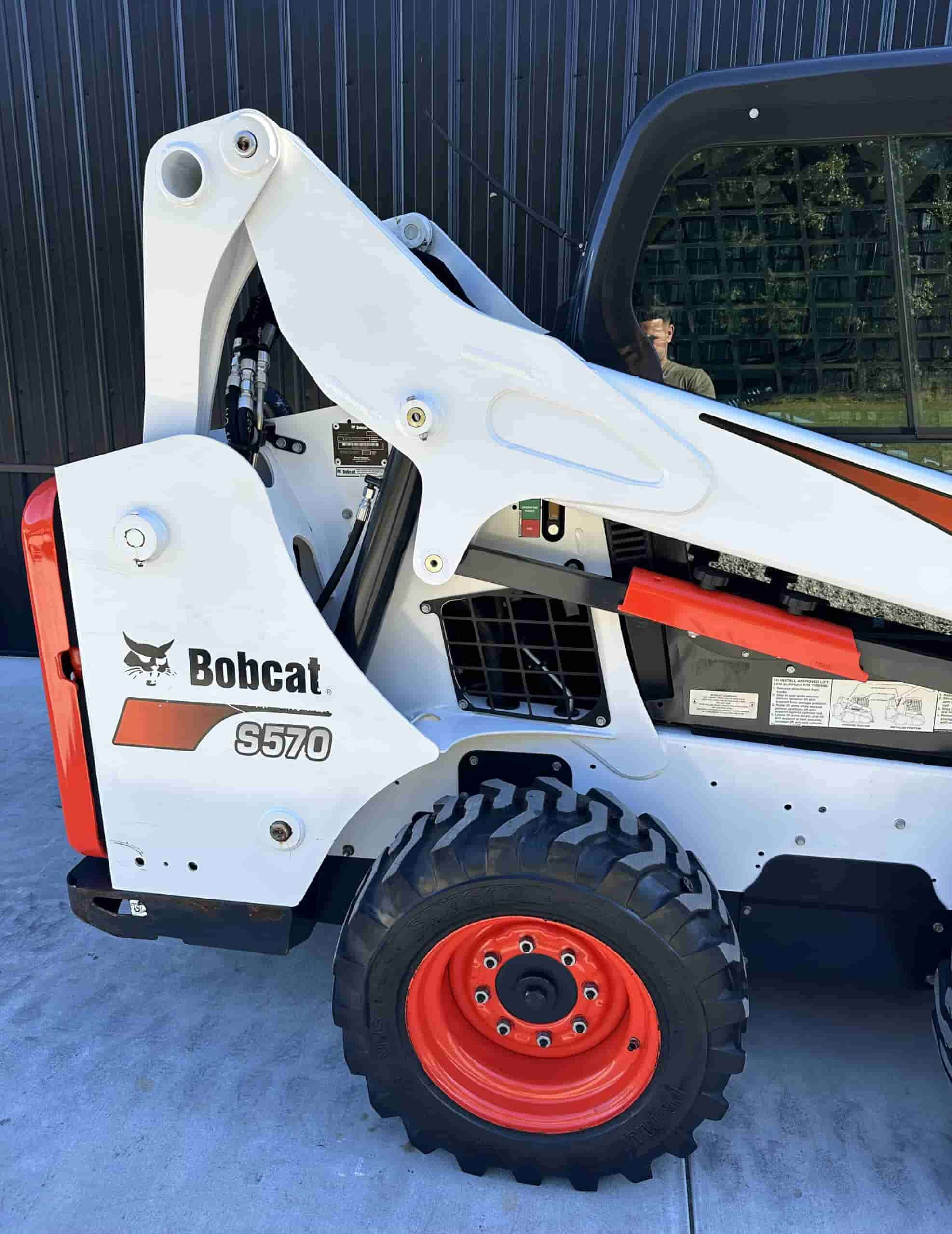 2020 BOBCAT S570
